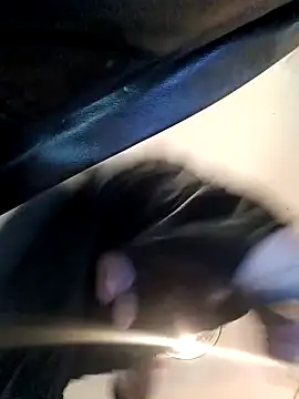 Snapshot of MRTATTWO chatting on 09-09-25, 04:23 MRTATTWO online show from 09-09-25, 04:23