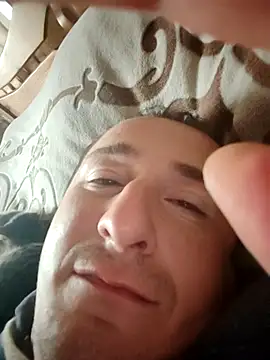 Snapshot of zurab39 chatting on 11-15-25, 12:34 zurab39 online show from 11-15-25, 12:34