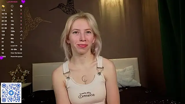 JuliannaWenger online show from 01-16-26, 04:11