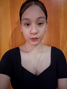 Snapshot of ChiecumBae chatting on 10-26-25, 12:49 ChiecumBae online show from 10-26-25, 12:49