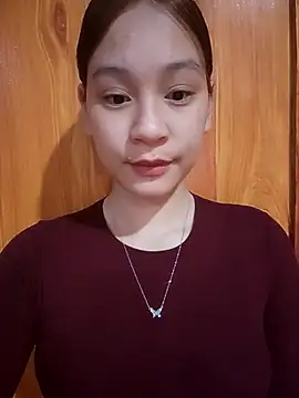 ChiecumBae online show from 12-20-25, 12:40