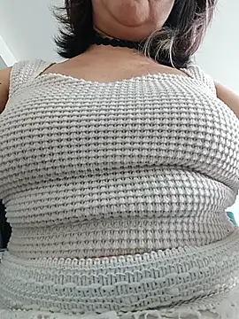 LylaVixxen online show from 10-29-25, 05:47