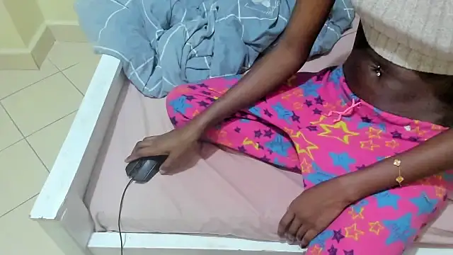 mapeees online show from 12-02-25, 12:05