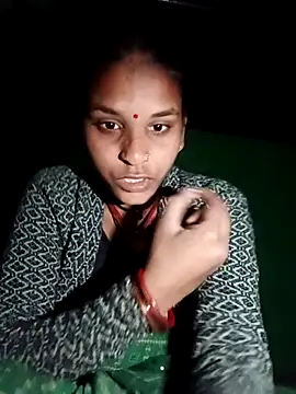 Idhika Jha online show from 11-26-25, 01:12