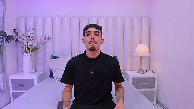 NikoStone  online show from 09-28-25, 05:24