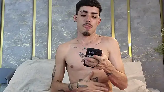 NikoStone  online show from 12-20-25, 04:30