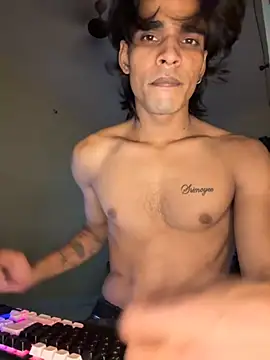 Snapshot of IndianSinsGlow chatting on 10-07-25, 06:27 IndianSinsGlow online show from 10-07-25, 06:27