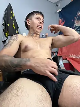 Snapshot of AlamJams chatting on 11-21-25, 12:10 AlamJams online show from 11-21-25, 12:10