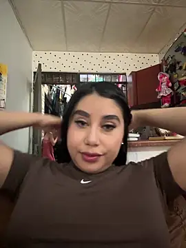 Sophie Dreamss online show from 12-15-25, 08:57