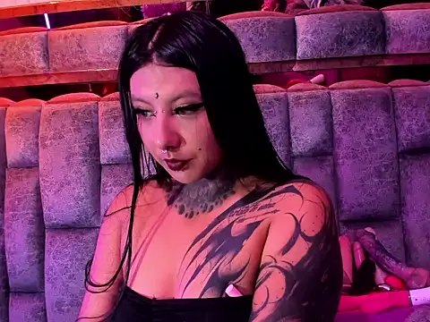 Snapshot of missashlyrosette chatting on 09-17-25, 05:47 missashlyrosette online show from 09-17-25, 05:47