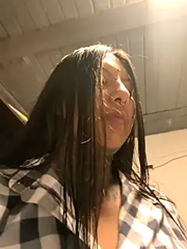 missashlyrosette online show from 12-22-25, 11:57