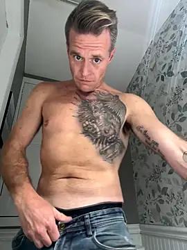 DILFiGuess11 online show from 09-23-25, 12:13