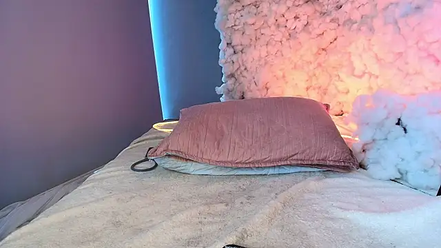 Aaron Fordd online show from 04-06-26, 02:18