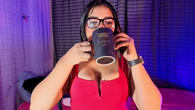 Kayleemorales online show from 12-02-25, 05:19