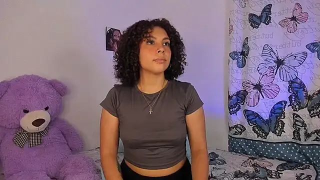 ViolettaMiller  online show from 04-15-26, 10:10