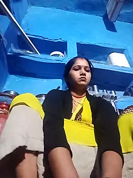 Jooli xx online show from 04-16-26, 12:33