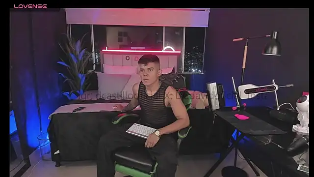 Snapshot of Jack_castell chatting on 04-29-26, 11:55 Jack castell online show from 04-29-26, 11:55