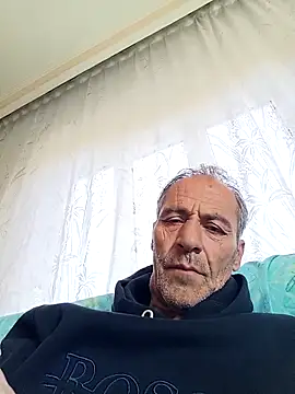 Meliwem12 online show from 04-21-26, 06:41