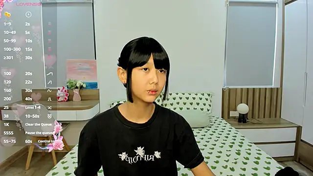 gabby little online show from 07-08-26, 04:39