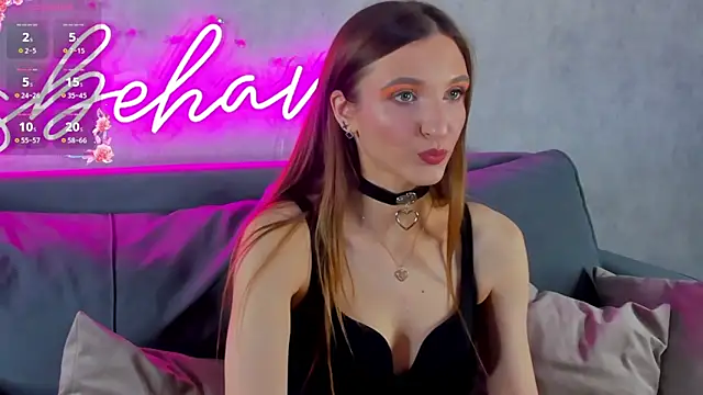 Alisha Green online show from 10-28-25, 10:08