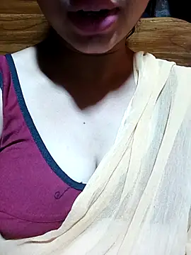 Snapshot of telugu_roja_099 chatting on 09-14-25, 03:00 telugu roja 099 online show from 09-14-25, 03:00