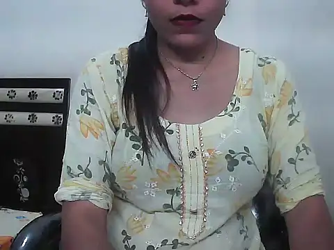 Snapshot of Lalita_thakur chatting on 09-14-25, 04:06 Lalita thakur online show from 09-14-25, 04:06