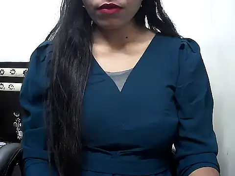 Snapshot of Lalita_thakur chatting on 10-06-25, 04:15 Lalita thakur online show from 10-06-25, 04:15