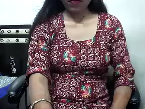 Snapshot of Lalita_thakur chatting on 10-09-25, 03:32 Lalita thakur online show from 10-09-25, 03:32