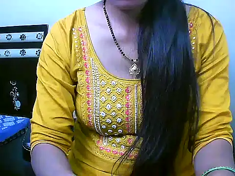 Snapshot of Lalita_thakur chatting on 11-09-25, 03:32 Lalita thakur online show from 11-09-25, 03:32