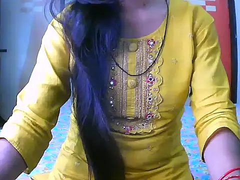 Snapshot of Lalita_thakur chatting on 12-15-25, 04:11 Lalita thakur online show from 12-15-25, 04:11