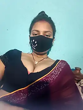 posewith online show from 02-16-26, 12:51