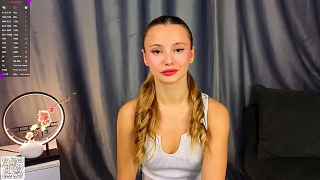 NaughtySeraphine online show from 02-25-26, 05:06