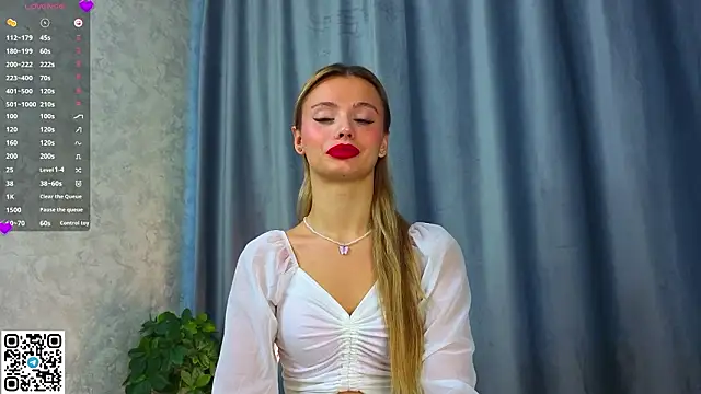 NaughtySeraphine online show from 03-03-26, 05:02