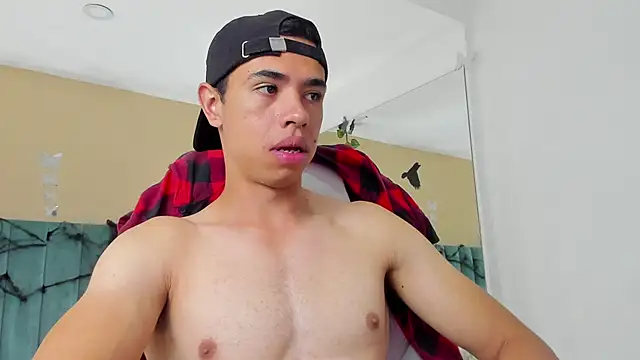 Muscle Scott online show from 10-11-25, 12:15