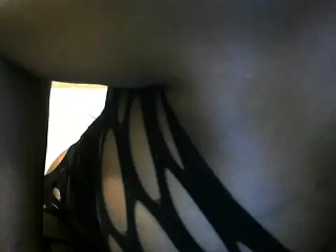 Sweetblcklips online show from 10-31-25, 05:58