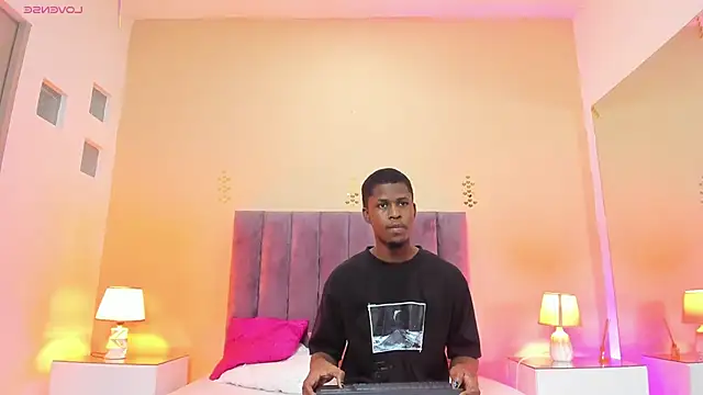 Kiaraa y Her Crazy online show from 03-07-26, 03:58