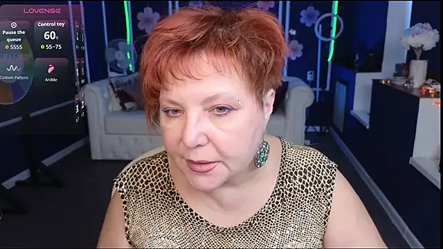 Kira Kenett online show from 10-08-25, 07:50