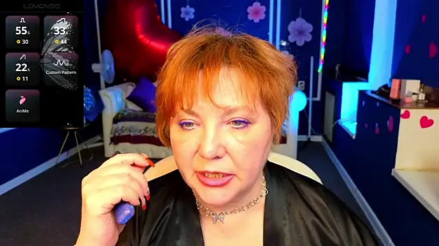 Kira Kenett online show from 04-04-26, 03:53