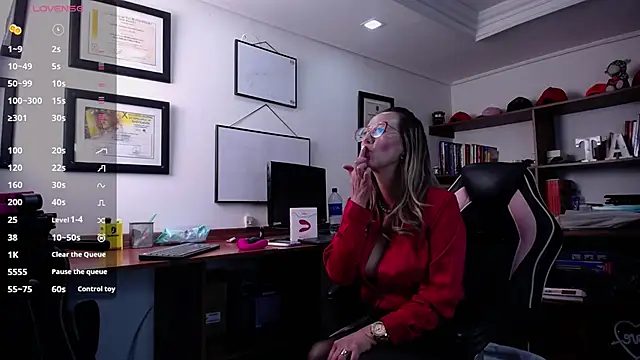 GretaVoss  online show from 09-13-25, 07:13