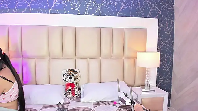 HatsaJones online show from 02-28-26, 04:13