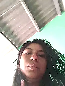 Snapshot of AnggelicaSwan21 chatting on 11-10-25, 12:37 AnggelicaSwan21 online show from 11-10-25, 12:37