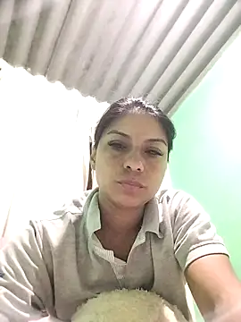 Snapshot of AnggelicaSwan21 chatting on 11-26-25, 03:51 AnggelicaSwan21 online show from 11-26-25, 03:51