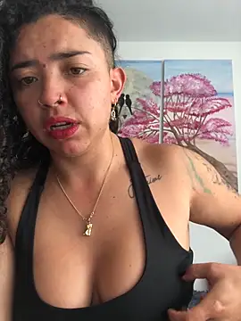 Snapshot of Paris_11 chatting on 09-19-25, 01:45 Paris 11 online show from 09-19-25, 01:45