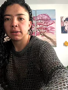 Snapshot of Paris_11 chatting on 11-20-25, 01:22 Paris 11 online show from 11-20-25, 01:22