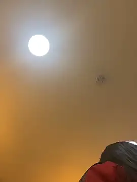 Snapshot of TiffanyyLam chatting on 09-20-25, 11:11 TiffanyyLam online show from 09-20-25, 11:11