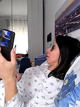 Snapshot of sexy7883 chatting on 02-28-25, 06:54 sexy7883 online show from 02-28-25, 06:54