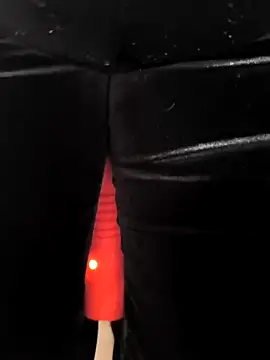 Snapshot of sexy7883 chatting on 03-17-25, 07:24 sexy7883 online show from 03-17-25, 07:24