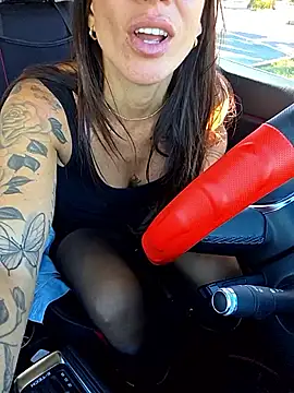 Snapshot of sexy7883 chatting on 11-04-25, 01:10 sexy7883 online show from 11-04-25, 01:10