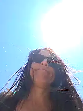 Snapshot of sexy7883 chatting on 07-10-26, 11:13 sexy7883 online show from 07-10-26, 11:13