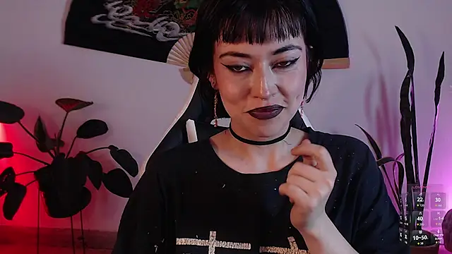 Ellyuwuw online show from 02-05-26, 12:26